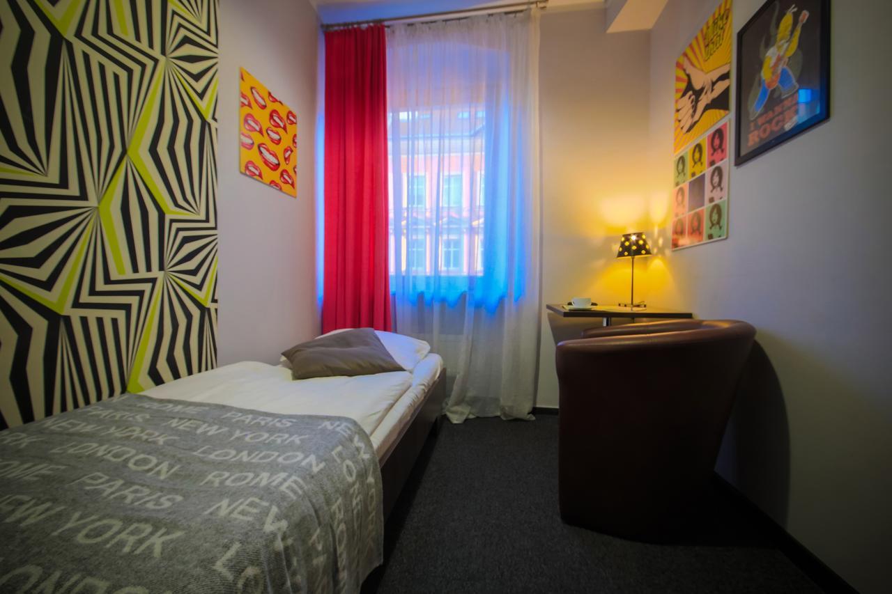 Glow Hostel Breslavia Exterior foto